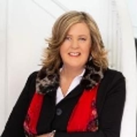 Sarina Cowle, Lawyer - Commercial Transaction Law at SLC Law Pty Ltd